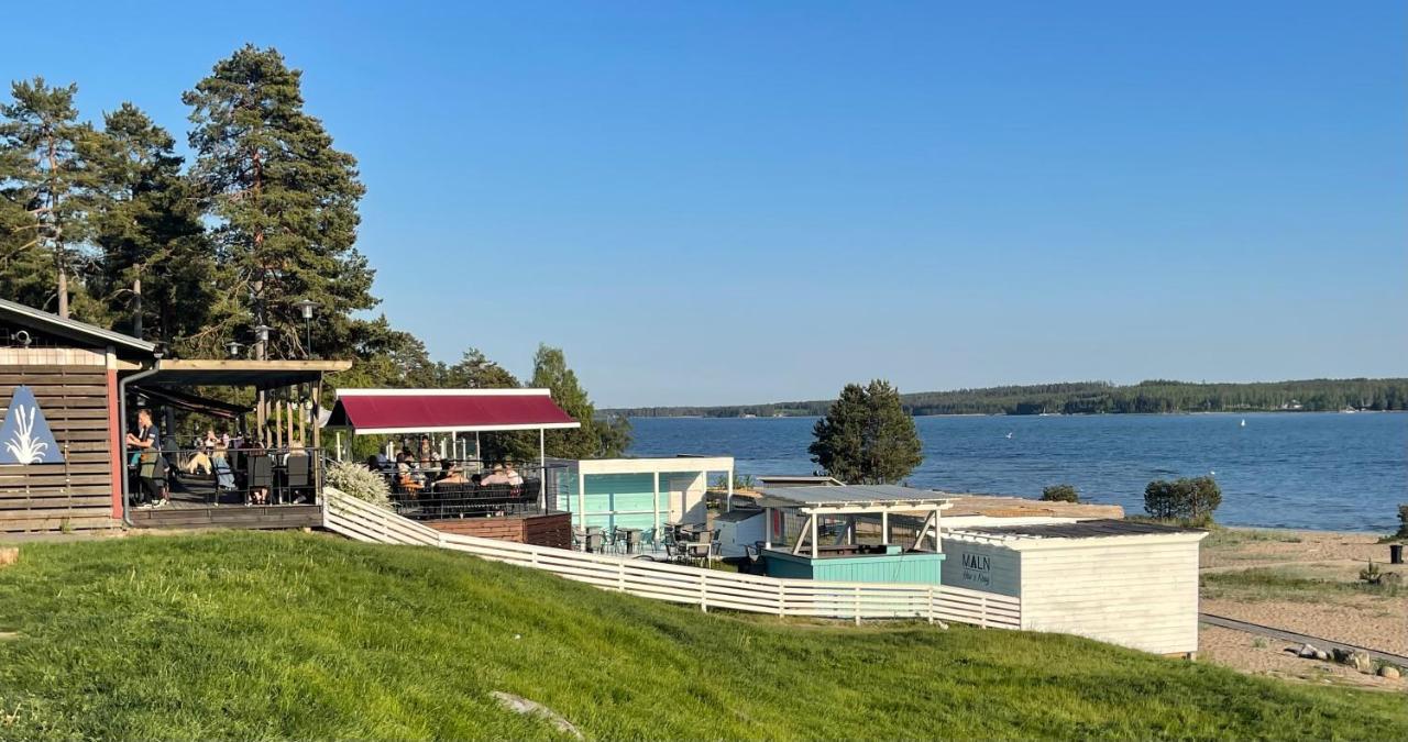 Hostel Hudiksvall Malnbaden Camping Esterno foto