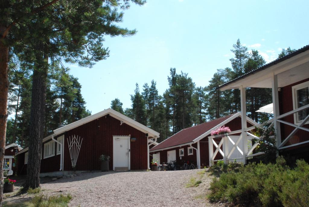 Hostel Hudiksvall Malnbaden Camping Esterno foto