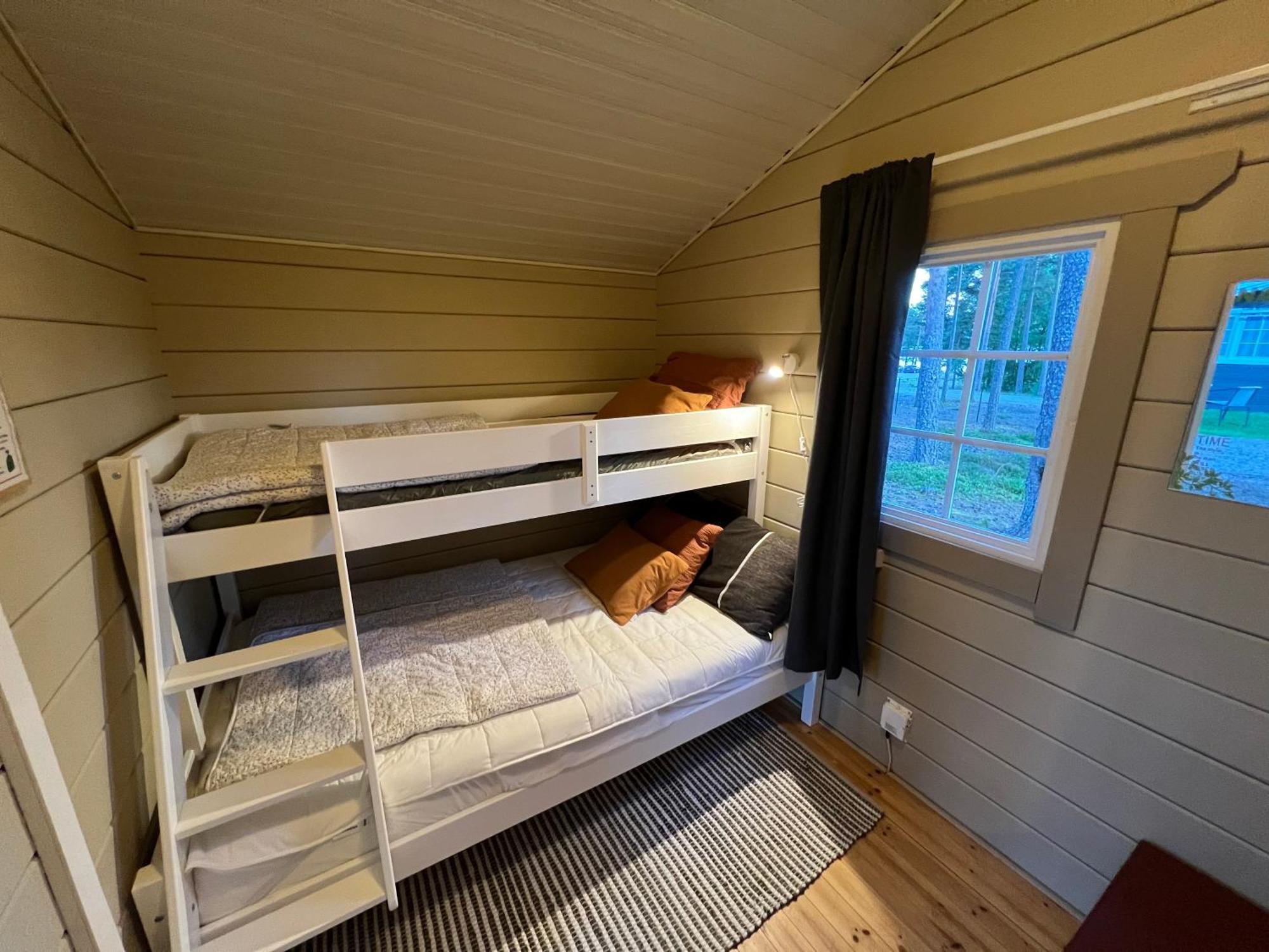 Hostel Hudiksvall Malnbaden Camping Esterno foto
