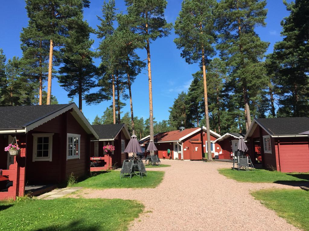 Hostel Hudiksvall Malnbaden Camping Esterno foto
