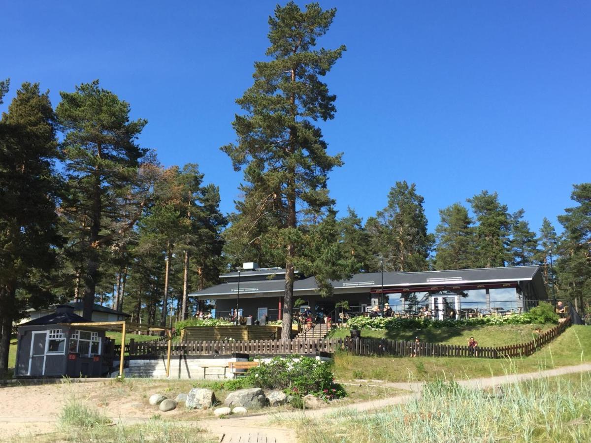 Hostel Hudiksvall Malnbaden Camping Esterno foto